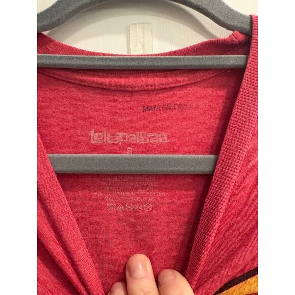 Lollapalooza 2018 Tee Shirt Bands on Back Size Small - Picture 3 of 5